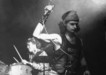 Abflug - Norbert Ghafouri als Rockmusiker in „Abflug“, 1992 (Pfalztheater Kaiserslautern, Regie: Hans Peter Schenk)